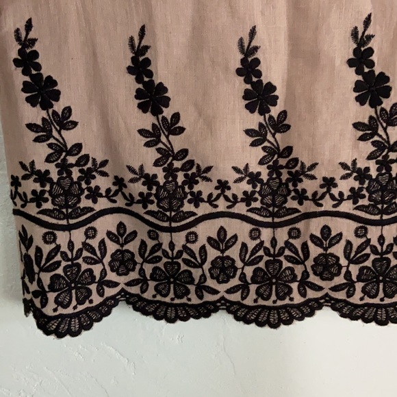 J.Crew Scalloped Embroidered Linen top Shirt - Picture 6 of 8